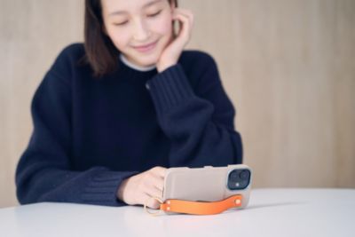 BONAVENTURA(ボナベンチュラ)の【SPURSHOP別注】iPhone 16