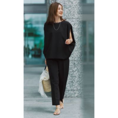 美脚効果抜群のストレート。旬の短丈シャツとバランスよく　とろみすっきり見えストレートパンツ