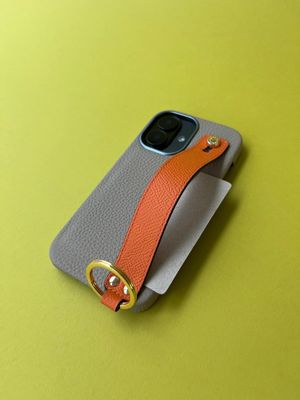 BONAVENTURA(ボナベンチュラ)の【SPURSHOP別注】iPhone 16