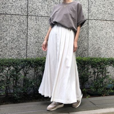 E by eclat エクラ　とろみリネンギャザースカート　ホワイト　マキシ E by eclat(イーバイエクラ)のとろみリネンギャザースカート通販