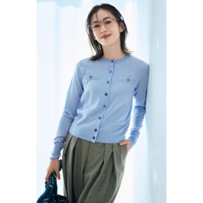 薄手ニットならではの着心地のよさにポケット風デザインできちんと感を補足　フェイクポケットつきカーディガン