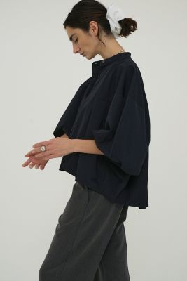 CLANE(クラネ)のVOLUME SELEEVE STAND NECK SHIRT通販 | 集英社