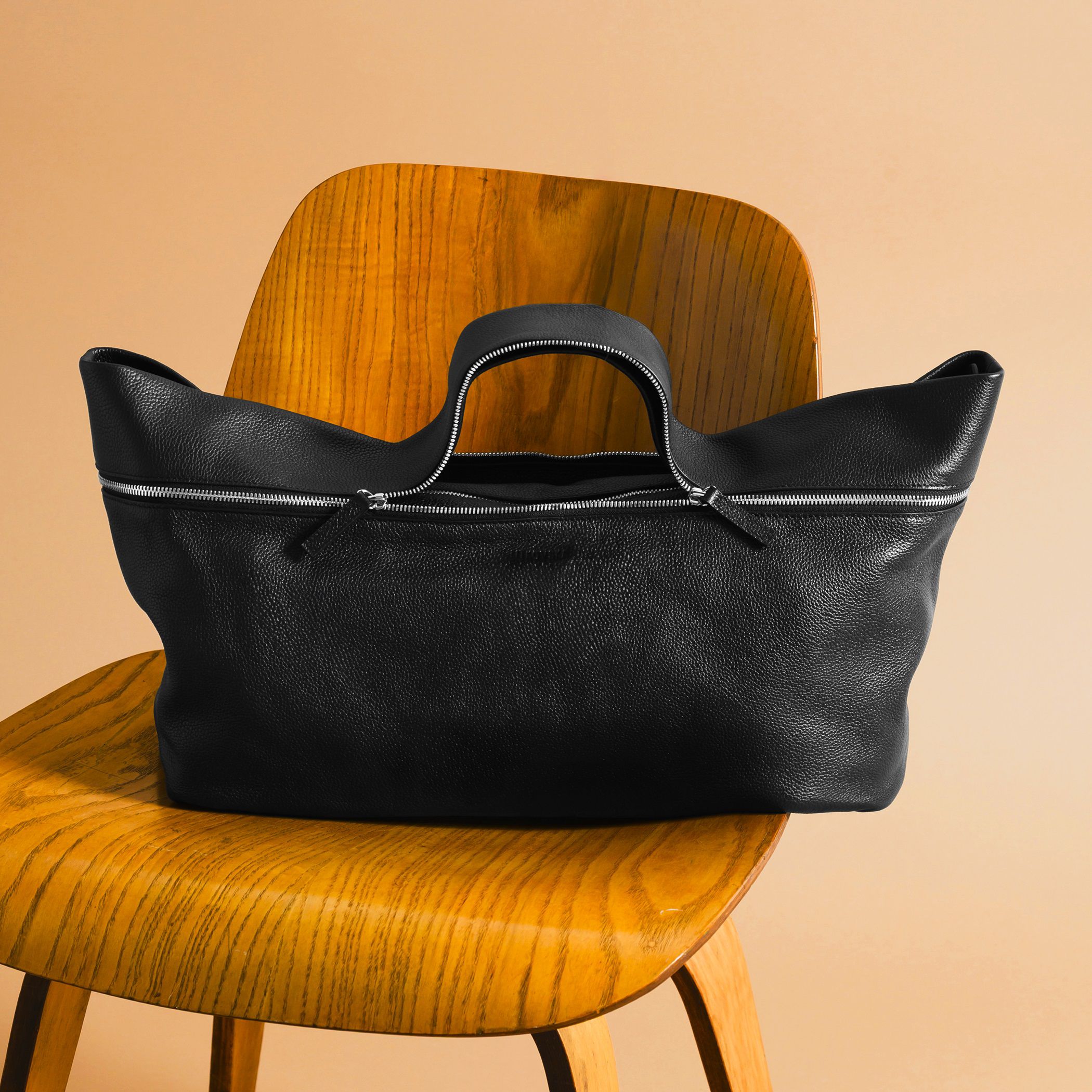 LITKOVSKA
「ZIP BAG」