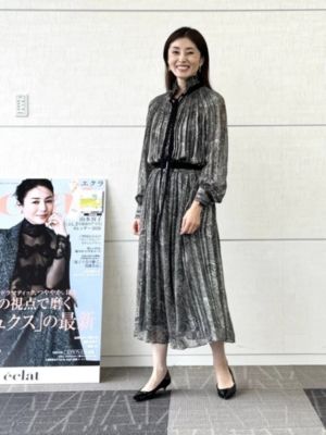 L'UNE×eclat(リュンヌ×エクラ)の【別注】ベルトつきプリーツドレス通販