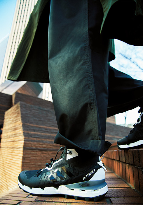 Uomo4月号掲載 ミラベラオムで発見 街へ出たくなるハイキングスニーカー Mirabella Homme ミラベラオム メンズファッション通販