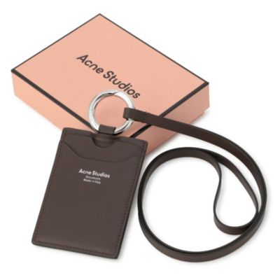 ACNE STUDIOS(アクネ ストゥディオズ)のNECK STRAP CASE通販