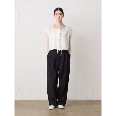 MidiUmi(ミディウミ)のバックサテンツータックパンツ通販 | 集英社