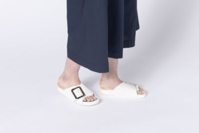 フラットサンダル　五明祐子 五明祐子さんセレクト】“旅”気分を盛り上げるアイテムをご紹介