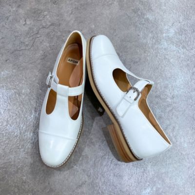 enchanted(エンチャンテッド)の【APOM】本革Tストラップメリージェーン