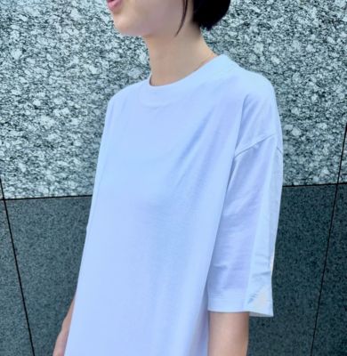 �l�b�N���C���̃f�U�C���̂������ŁA���肪�������茩����
