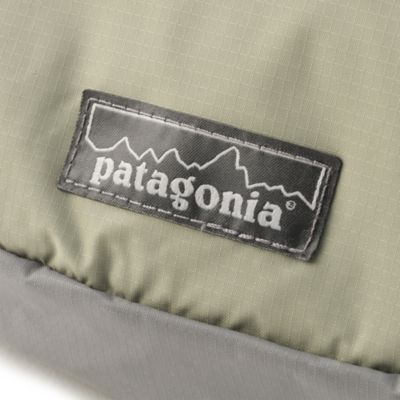 ��River Rock Green���ۂ̃��S�͂�����ɂȂ�܂��B