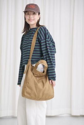 【ココ】レミレリーフのナイロンサイドバックフードショートジャケット ココ様専用】レミレリーフのナイロンサイドバックフードショート