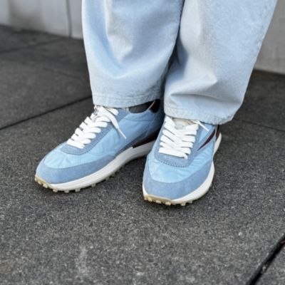 大人カジュアルは“スニーカー次第”【40代ファッション】