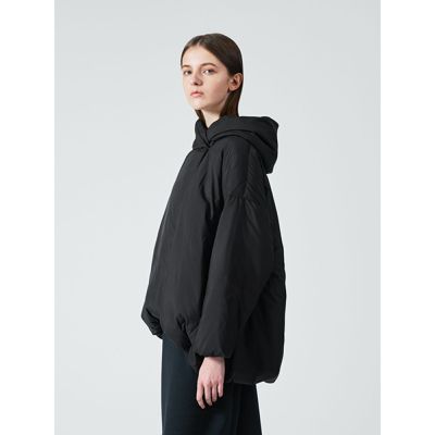 ミズイロインド　ショートダウン mizuiro ind(ミズイロインド)のフード付きショートダウンジャケット