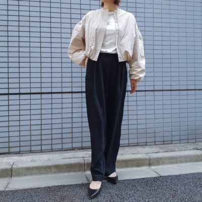 【新作入荷!!】 E by eclat(イーバイエクラ)のメモリータフタノーカラーブルゾン ジャケット・アウター