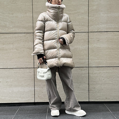 スタッフ身長152cm アイボリー/42