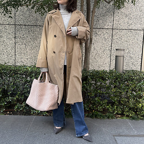 スタッフ身長155cm (別注)ベージュ×水牛ボタン/サンプルサイズ