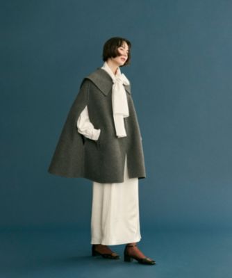 Newans(ハッシュニュアンス)のセーラーカラーダブルフェイスケープ