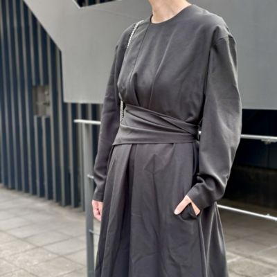 AKIRANAKA(アキラナカ)のウエストラップドレス通販 | 集英社 AKIRANAKA(アキラナカ)のウエストラップドレス通販 | 集英社