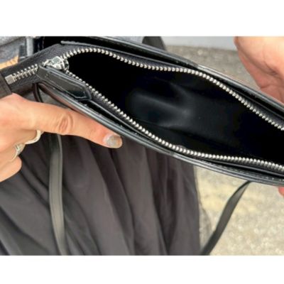美品✨YAHKI✨即完売品✨別注ハートショルダーバック✨ブラック YAHKI（ヤーキ）の「【別注】＜YAHKI＞674 HEART SHOULDER