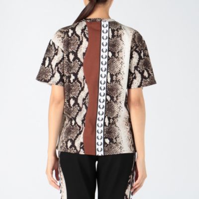 Fred Perry Akane Utsunomiya フレッドペリー アカネ ウツノミヤ のpython Print Topアウトレット通販 集英社happy Plus Store Outlet セール情報