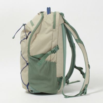 Patagonia(パタゴニア)のRefugio Day Pack通販 | 集英社HAPPY PLUS STORE