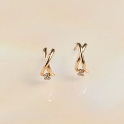 【最安値】 Phoebe(フィービィー)の【 】クロッシングビジューピアス K10 アクセサリー