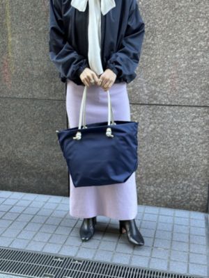 今年顔の洗練BAG