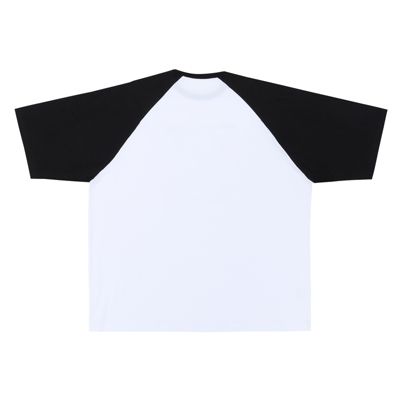 ONE PIECE(ワンピース)の『ONE PIECE』ラグランTシャツ “HEROES” ナミ