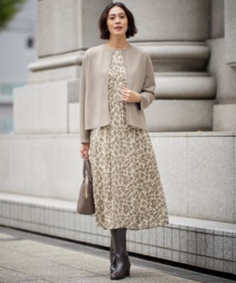 美品 自由区 自由区 ジユウク 洗える フラワープリント ワンピース 自由区 L(ジユウク エル)の【洗える】スノーフラワープリント