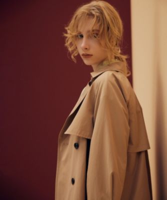 組曲(クミキョク)のタイプライターショート トレンチコート通販