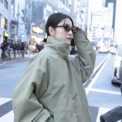 【 MAQWEL / マクウェル 】 スタンドネック コーチジャケット　オリーブ NOLLEY'S(ノーリーズ)の【MAQWEL/マクウェル】スタンドネックコーチ