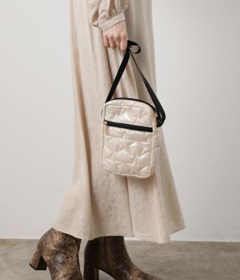 Vis ビス のスターキルティングショルダーバッグ通販 集英社happy Plus Store