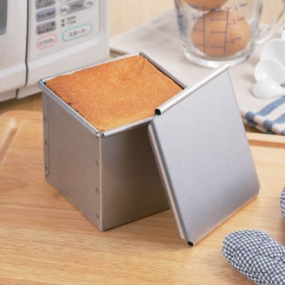 212 Kitchen Store トゥーワントゥーキッチンストア のcake Land ケーキランド スクエアブレッド型 0 5斤通販 Leeマルシェ
