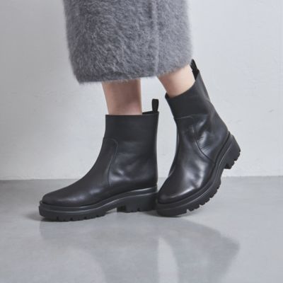 UNITED ARROWS(ユナイテッドアローズ)のラウンド フラット ショート 