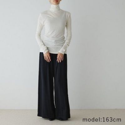 DRESS HERSELF(ドレスハーセルフ)のカットソー／シルクリブ ハイネック