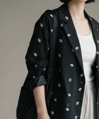 STYLE DELI(スタイルデリ)の【BLK001】花柄刺繍ツイルテーラード
