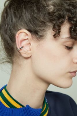 CAREERING CHANSON EARCUFF