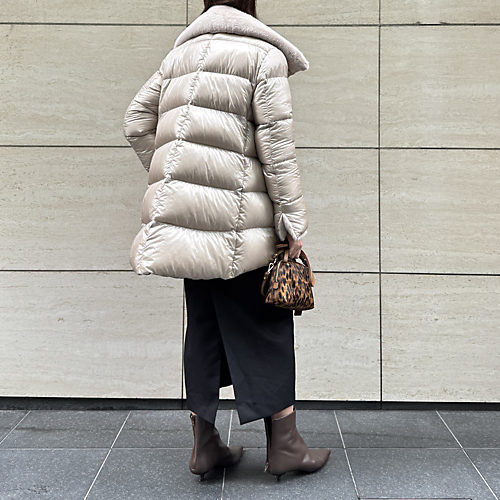 スタッフ身長162cm アイボリー/42