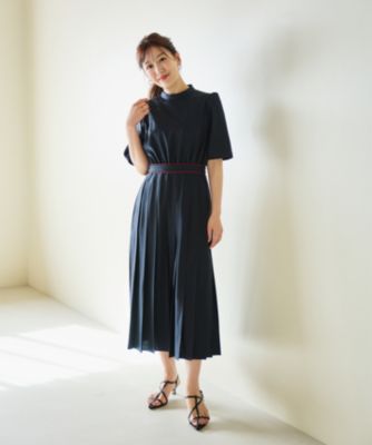 Newans(ハッシュニュアンス)の〈花乃まりあさんコラボ〉ワイドプリーツ