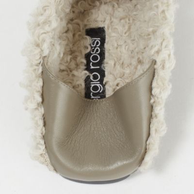 Sergio Rossi×eclat(セルジオ ロッシ×エクラ)の「sr1 Slippers」ボア