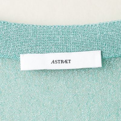 ASTRAET(アストラット)の＜ASTRAET＞14G ラメ 5ボタン Vネック