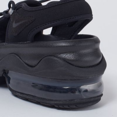 NIKE(ナイキ)のウィメンズエアマックスココサンダル通販
