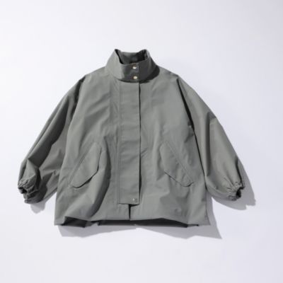 ショート丈のブルゾンに早変わり!