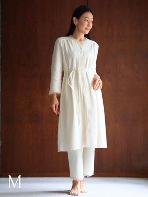 未使用☆ナナデェコール　スズランドレス　ワンピース　ナナデコール nanadecor(ナナデコール)のスズランギャザードレス通販 | 集英社HAPPY