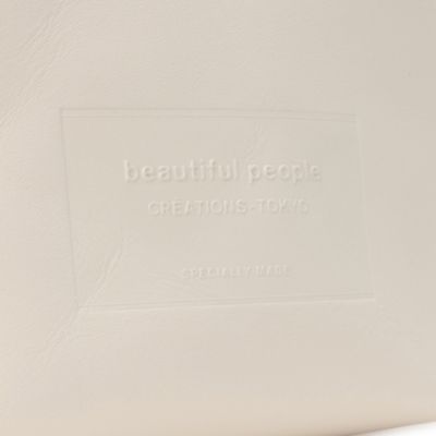 beautiful people(ビューティフルピープル)のclasp shoulder
