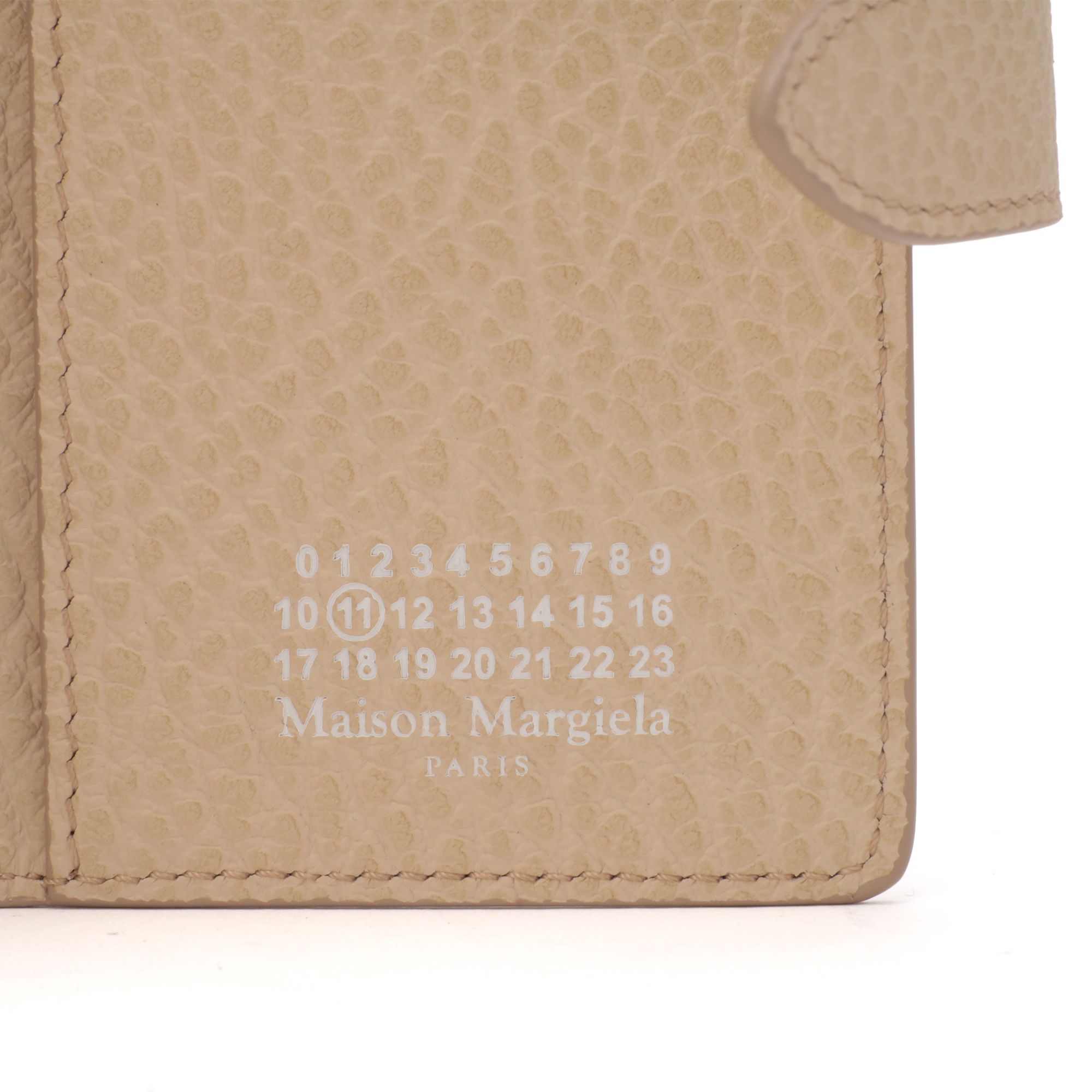 人気ブランドで見つける　mirabella名品図鑑 Vol.2　MAISON MARGIELA