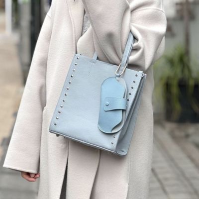 ノーリーズ（NOLLEY’S）/スタッズトートバッグ NOLLEY'S(ノーリーズ)のスタッズトートバッグ通販 | 集英社HAPPY PLUS