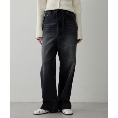 Whim Gazette(ウィム ガゼット)のセンタープレスブラックデニムパンツ