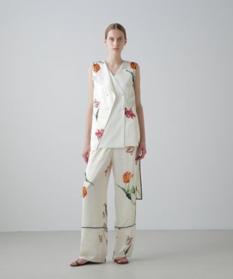 ADORE(アドーア)の◇ピクトリカルブックプリントジレ通販 | 集英社